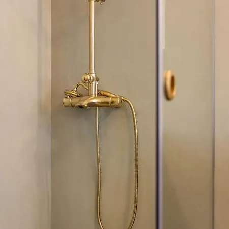 Det Lille Rode Huset Ved Floibanen Берген