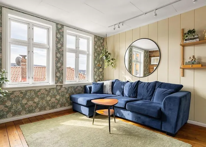 Det Lille Rode Huset Ved Floibanen Villa Bergen