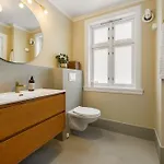 Det Lille Rode Huset Ved Floibanen Μπέργκεν