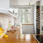 Det Lille Rode Huset Ved Floibanen * Μπέργκεν