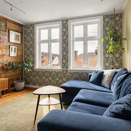 ヴィラ Det Lille Rode Huset Ved Floibanen