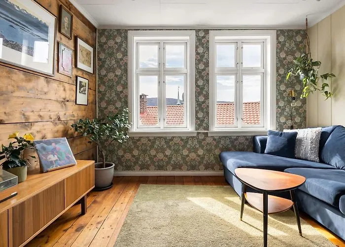 ヴィラ Det Lille Rode Huset Ved Floibanen